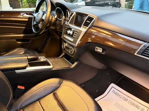 Used 2012 Mercedes-Benz ML 350 4MATIC image 10