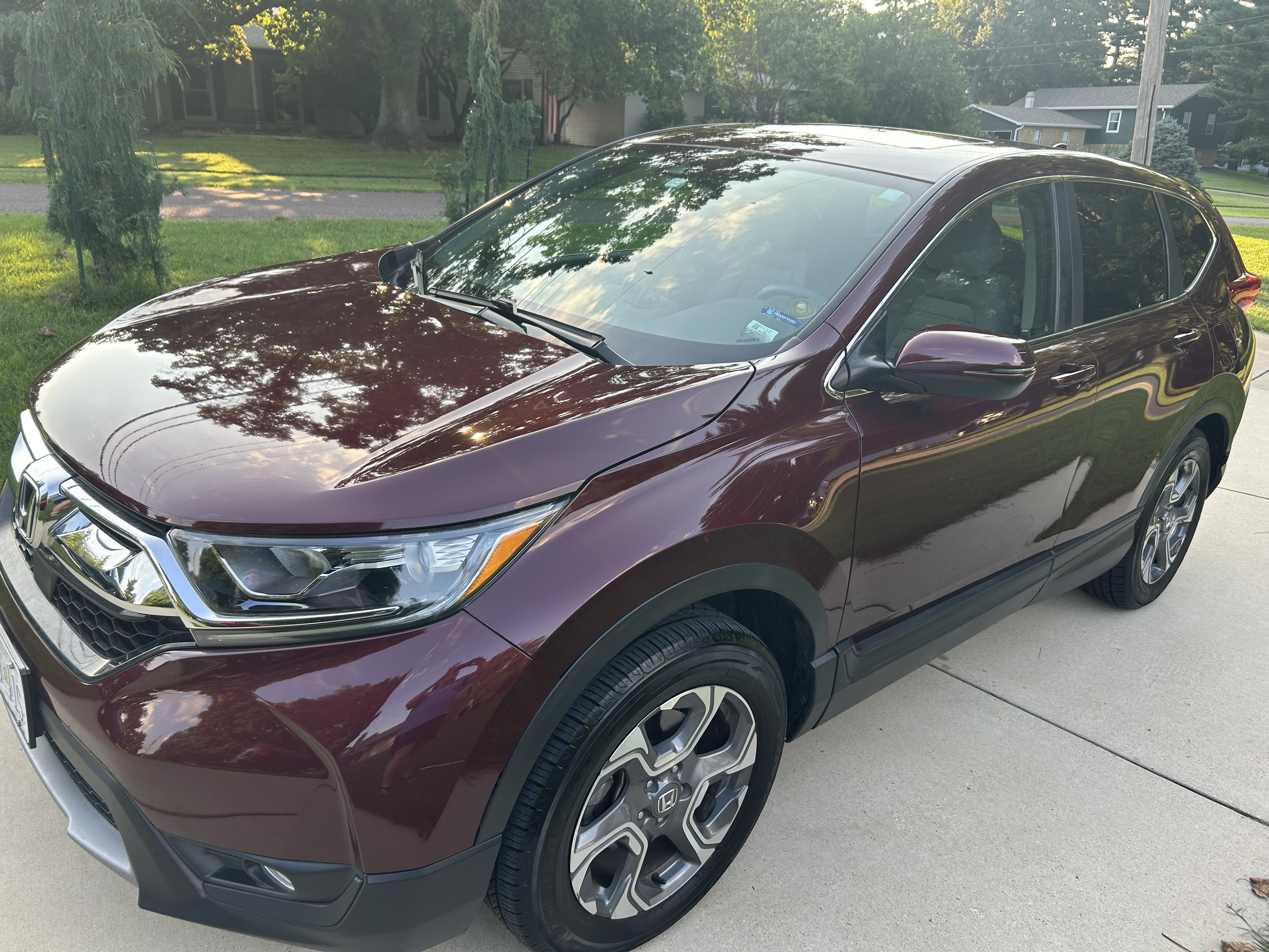Used 2018 Honda CR-V EX image 2