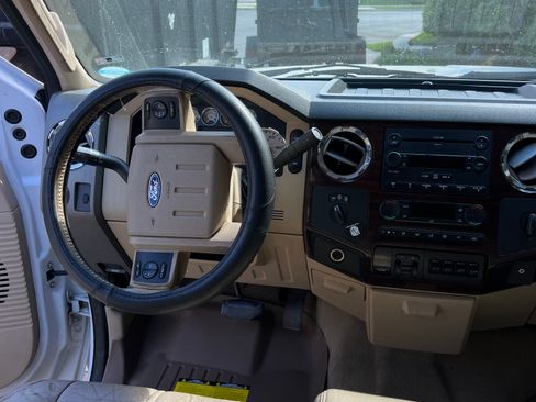 Used 2008 Ford F350 Lariat AWD/4WD image 10