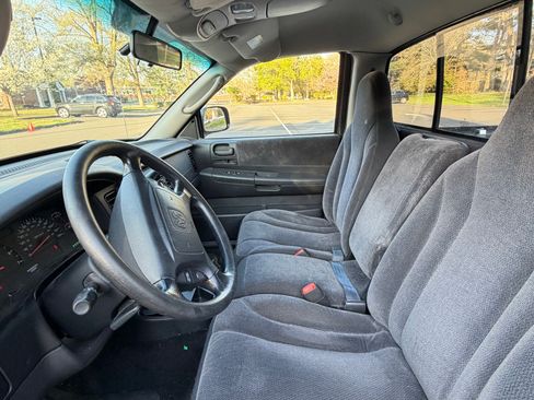 Used 2002 Dodge Dakota Sport AWD/4WD image 11