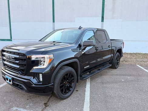 Used 2022 GMC Sierra 1500 Elevation w/ LPO, Elevation Black Package image 2
