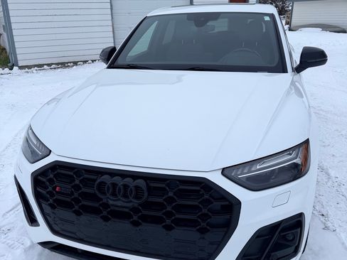 Used 2022 Audi SQ5 Prestige w/ Prestige Package image 1