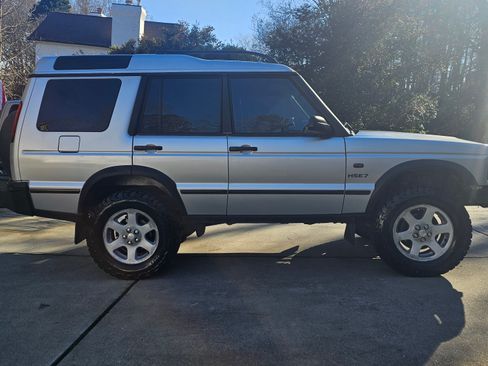 Used 2003 Land Rover Discovery HSE image 5