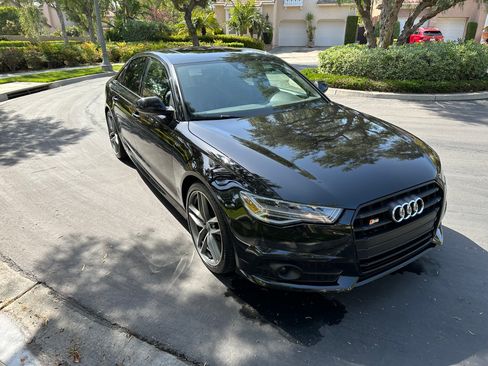 Used 2018 Audi S6 Premium Plus w/ Driver Assistance Package image 6