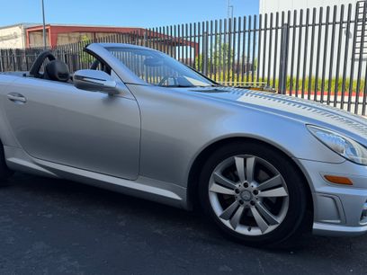 Used 2011 Mercedes-Benz SLK 300