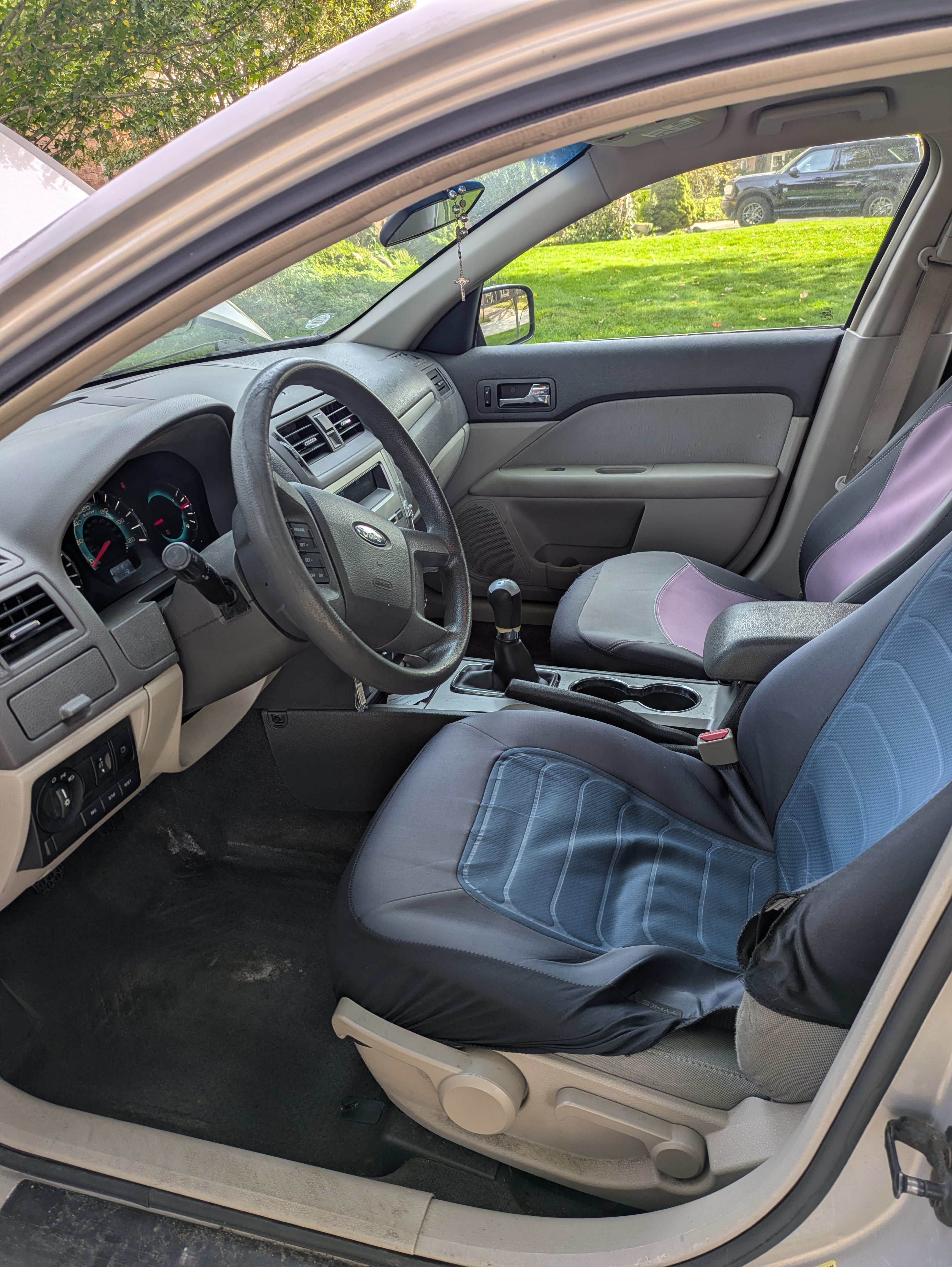 Used 2010 Ford Fusion S FWD image 8