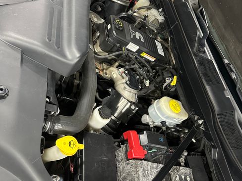 Used 2019 RAM 3500 Big Horn image 12