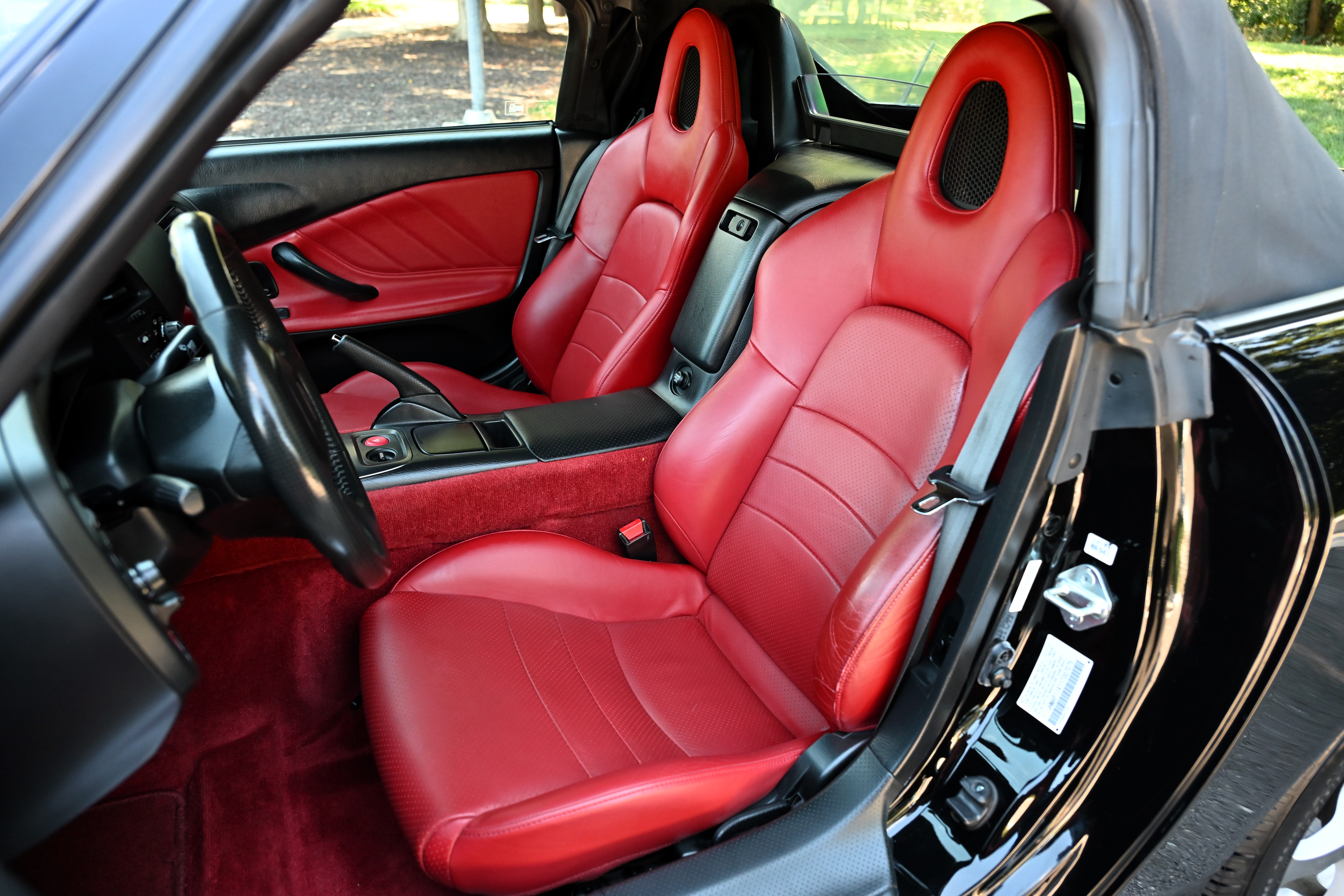 Used 2001 Honda S2000 image 17