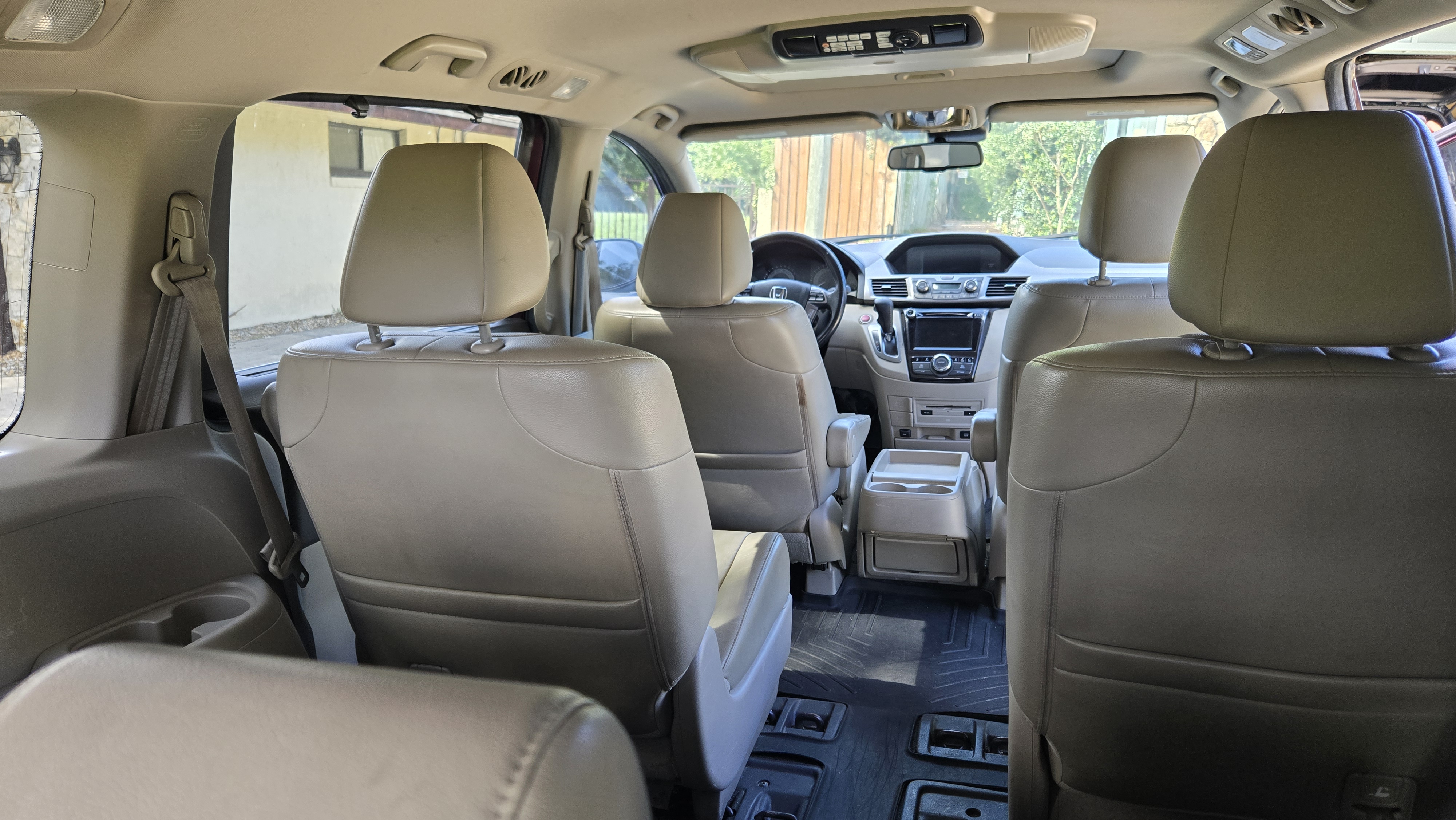 Used 2014 Honda Odyssey Touring Elite image 15
