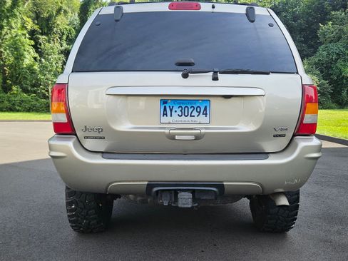Used 2004 Jeep Grand Cherokee Limited w/ Trailer Tow Group IV AWD/4WD image 8