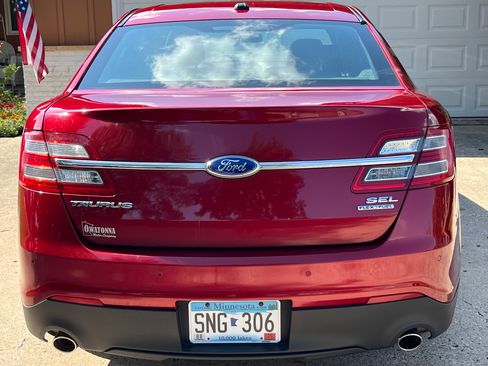 Used 2013 Ford Taurus SEL image 5