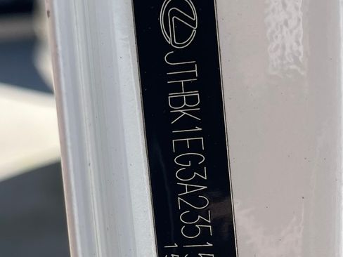 Used 2010 Lexus ES 350 image 16