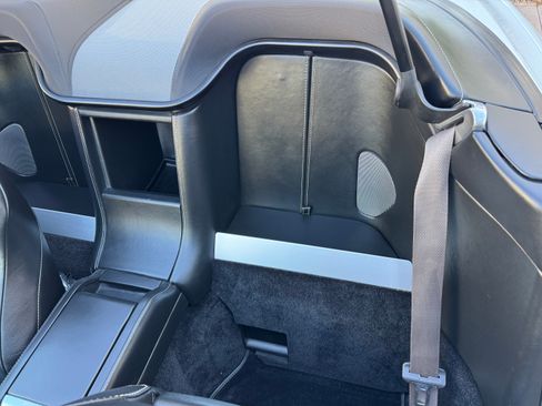 Used 2013 Aston Martin V8 Vantage Roadster image 25