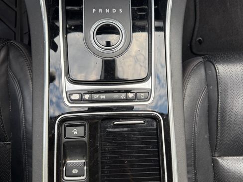 Used 2016 Jaguar XF Prestige RWD image 16