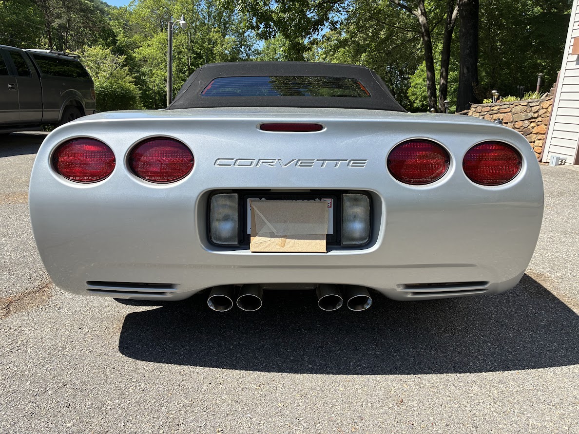 Used 1999 Chevrolet Corvette Convertible w/ Memory Pkg RWD image 8