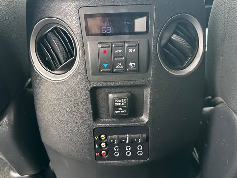 Used 2013 Honda Pilot Touring image 16