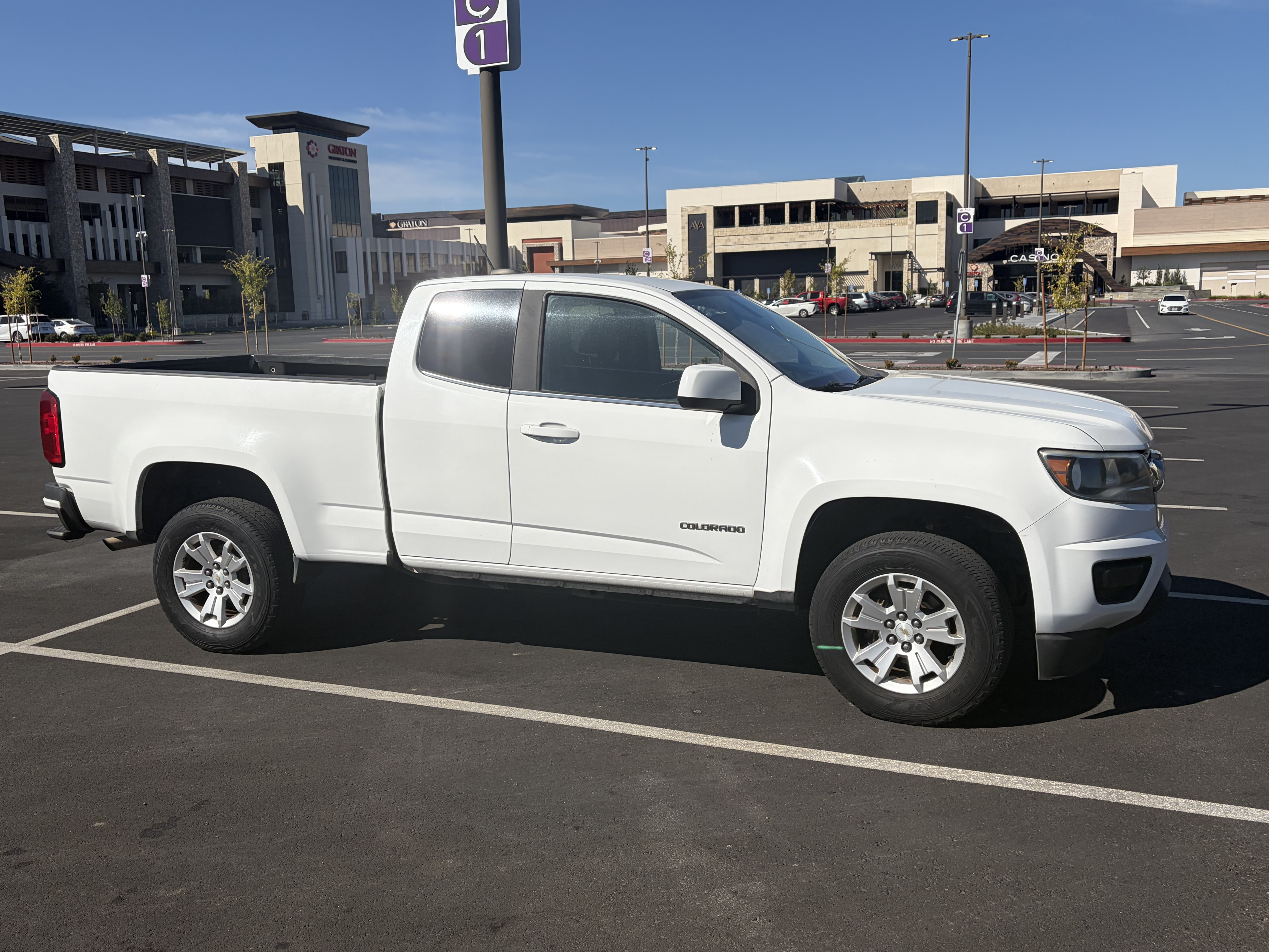 Used 2016 Chevrolet Colorado LT RWD image 1