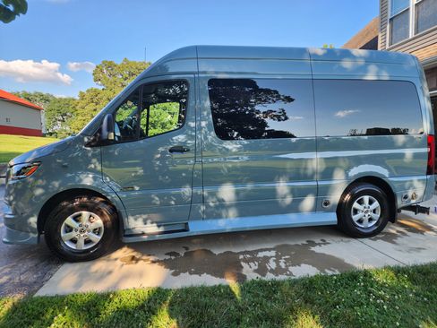 Used 2022 Mercedes-Benz Sprinter 2500 image 5