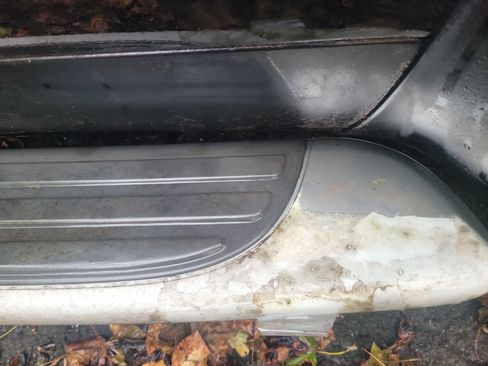 Used 2004 Chevrolet SSR w/ Preferred Equipment Group image 9