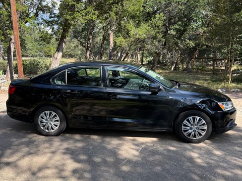 Used 2014 Volkswagen Jetta S FWD image 4
