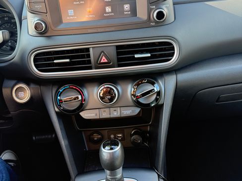 Used 2019 Hyundai Kona SEL FWD image 14