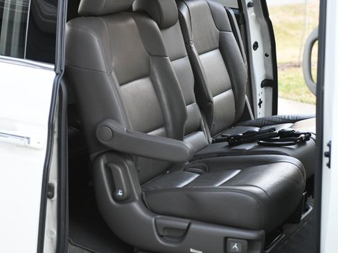 Used 2015 Honda Odyssey Touring image 20