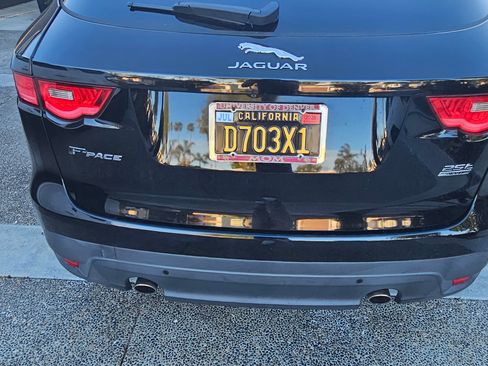 Used 2019 Jaguar F-PACE Premium image 9