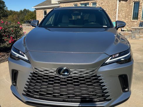 Used 2024 Lexus RX 350h image 1