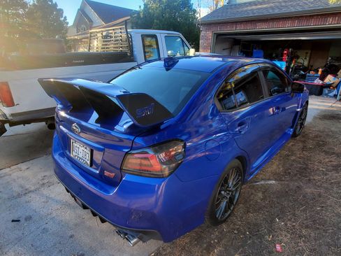 Used 2017 Subaru WRX STI image 9