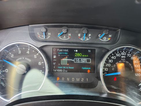 Used 2014 Ford F150 XLT w/ Equipment Group 302A Luxury image 24