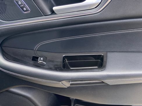 Used 2020 Ford Edge Titanium w/ Equipment Group 301A image 12