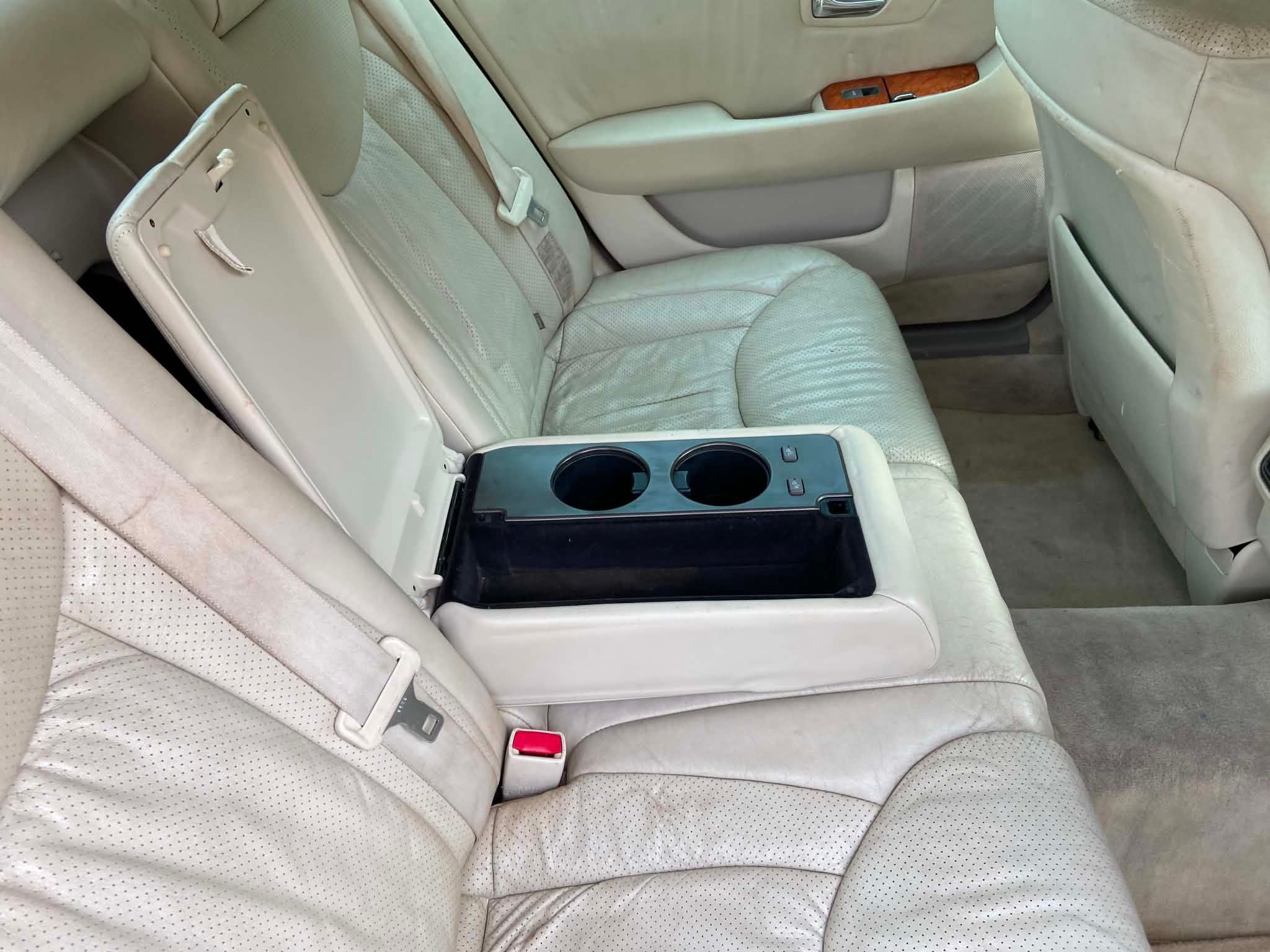Used 2003 Lexus LS 430 RWD image 30