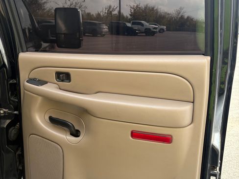 Used 2007 Chevrolet Silverado 2500 LT w/ Skid Plate Package image 16