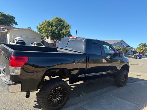 Used 2007 Toyota Tundra SR5 RWD image 2