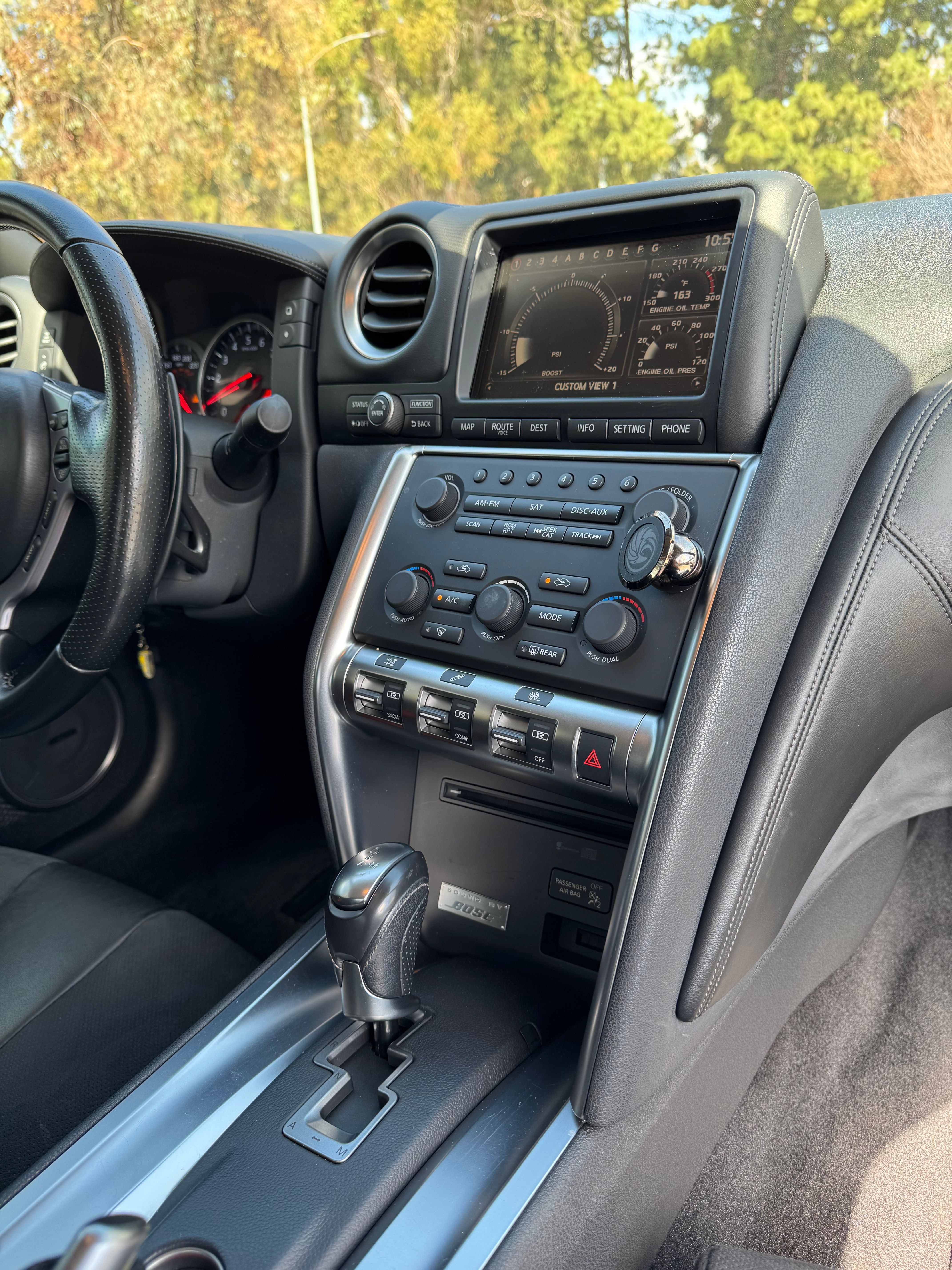 Used 2010 Nissan GT-R Premium AWD/4WD image 6
