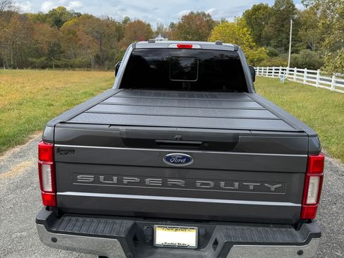 Used 2021 Ford F250 Lariat w/ Lariat Ultimate Package image 6