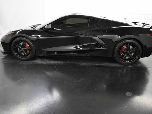 Used 2021 Chevrolet Corvette Stingray Premium Cpe w/ Z51 Performance Package image 15