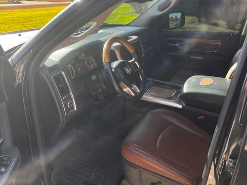 Used 2015 RAM 1500 Laramie Longhorn w/ Convenience Group image 10