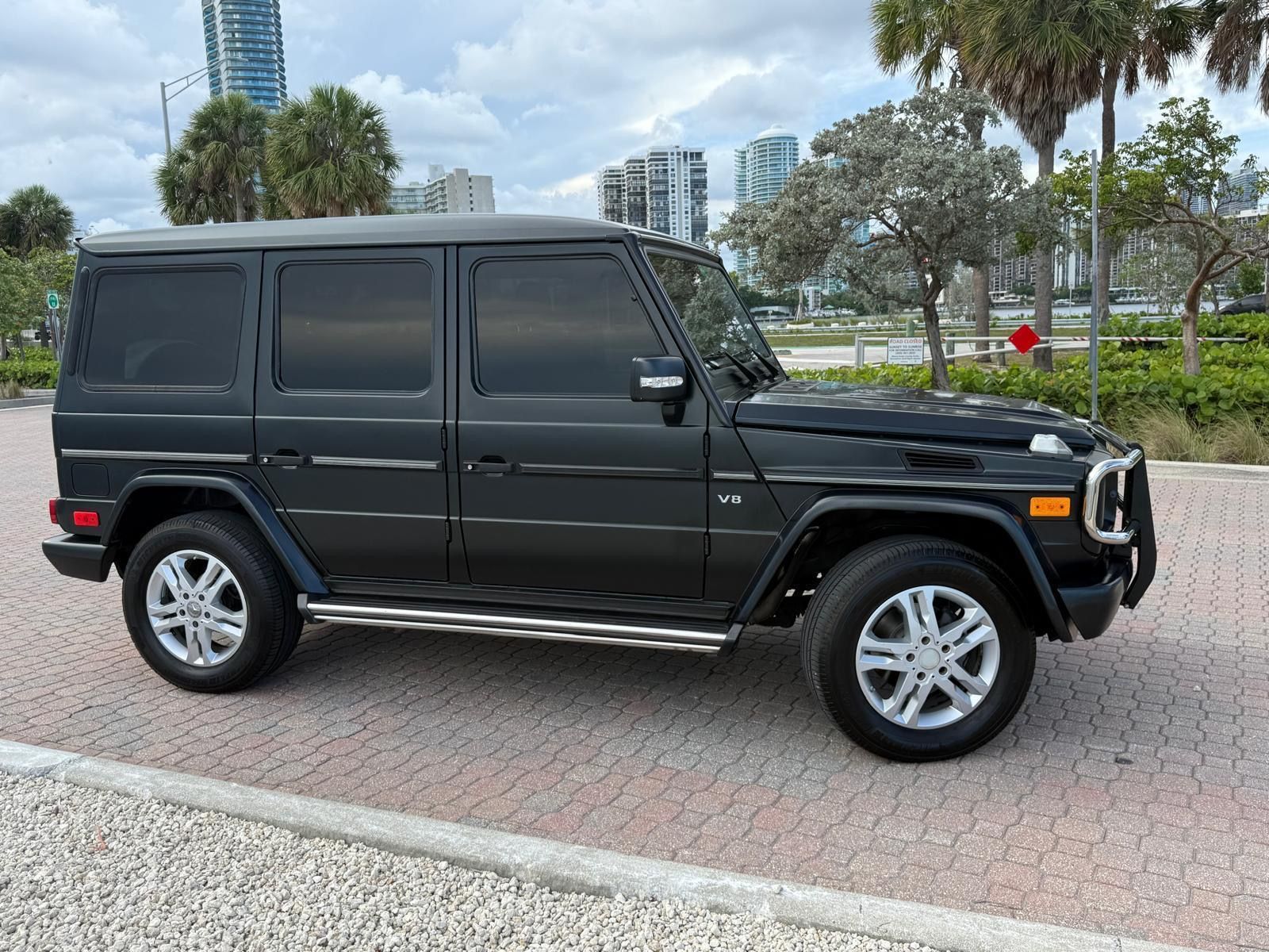 Used 2012 Mercedes-Benz G 550 image 4