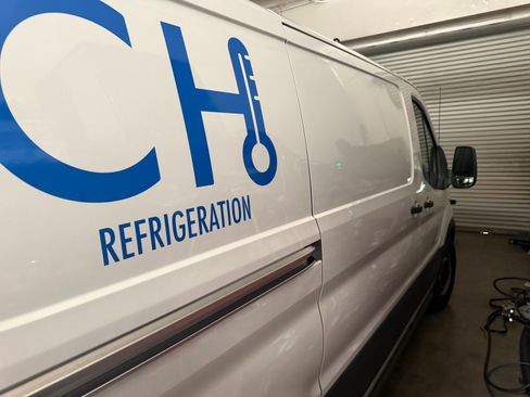 Used 2018 Ford Transit 150 130 Low Roof RWD image 4