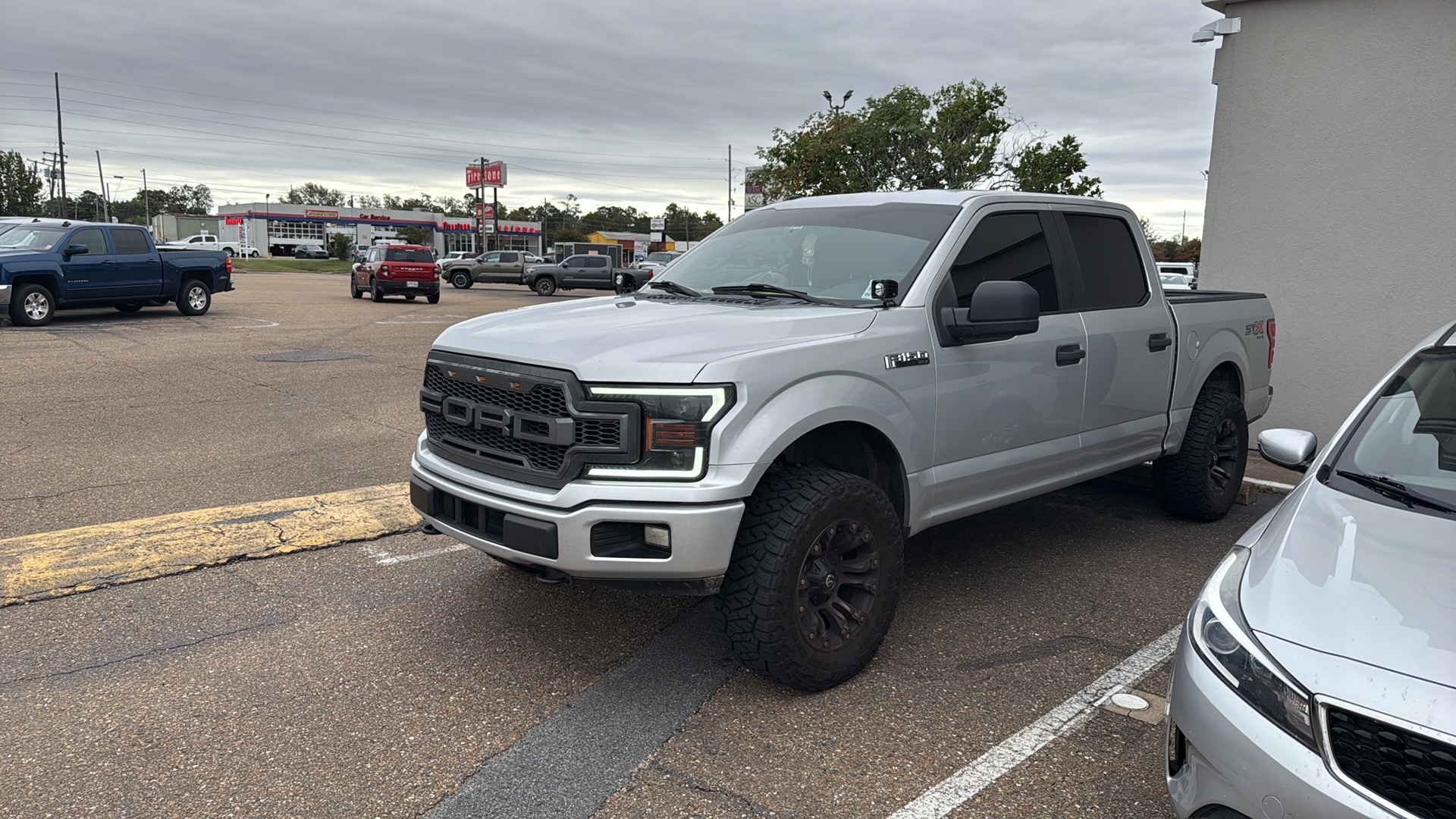 Used 2018 Ford F150 XL w/ Equipment Group 101A Mid AWD/4WD image 2