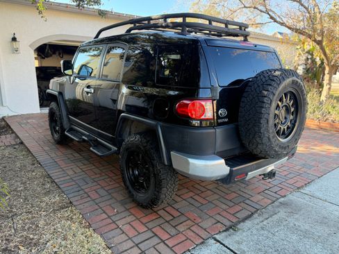 Used 2007 Toyota FJ Cruiser 4WD image 6