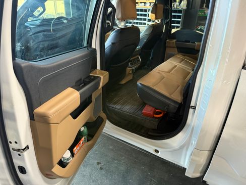 Used 2023 Ford F150 Lariat w/ Equipment Group 502A High image 6