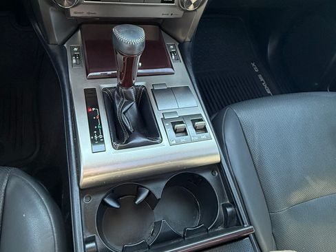 Used 2019 Lexus GX 460 Premium image 24
