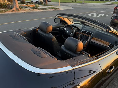 Used 2010 Jaguar XKR R image 19