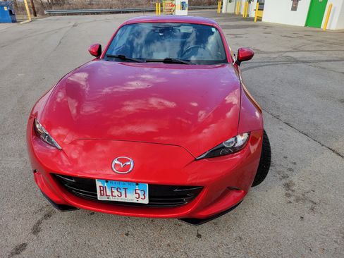 Used 2017 MAZDA MX-5 Miata RF Grand Touring image 10