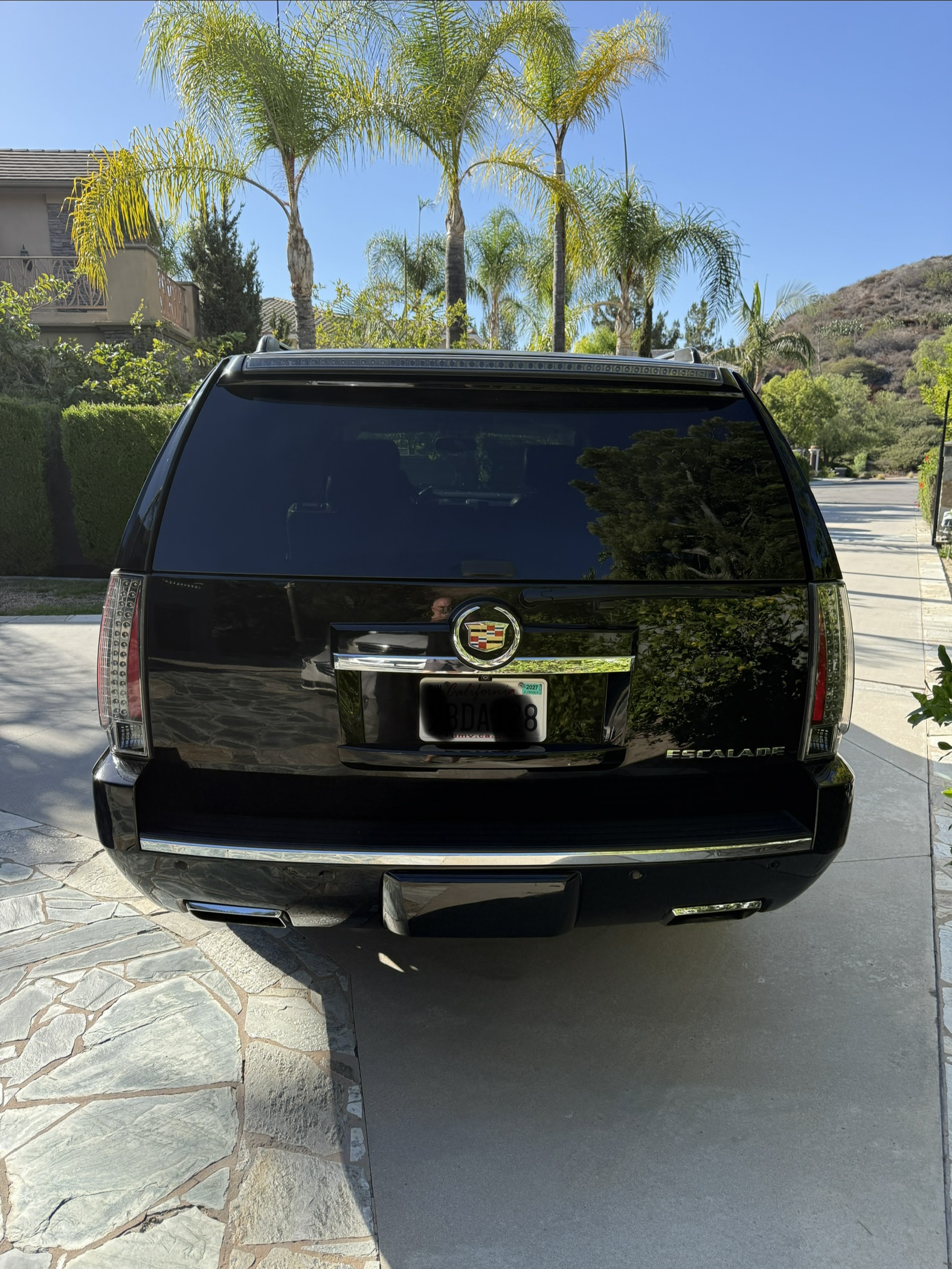 Used 2013 Cadillac Escalade ESV Premium AWD/4WD image 6