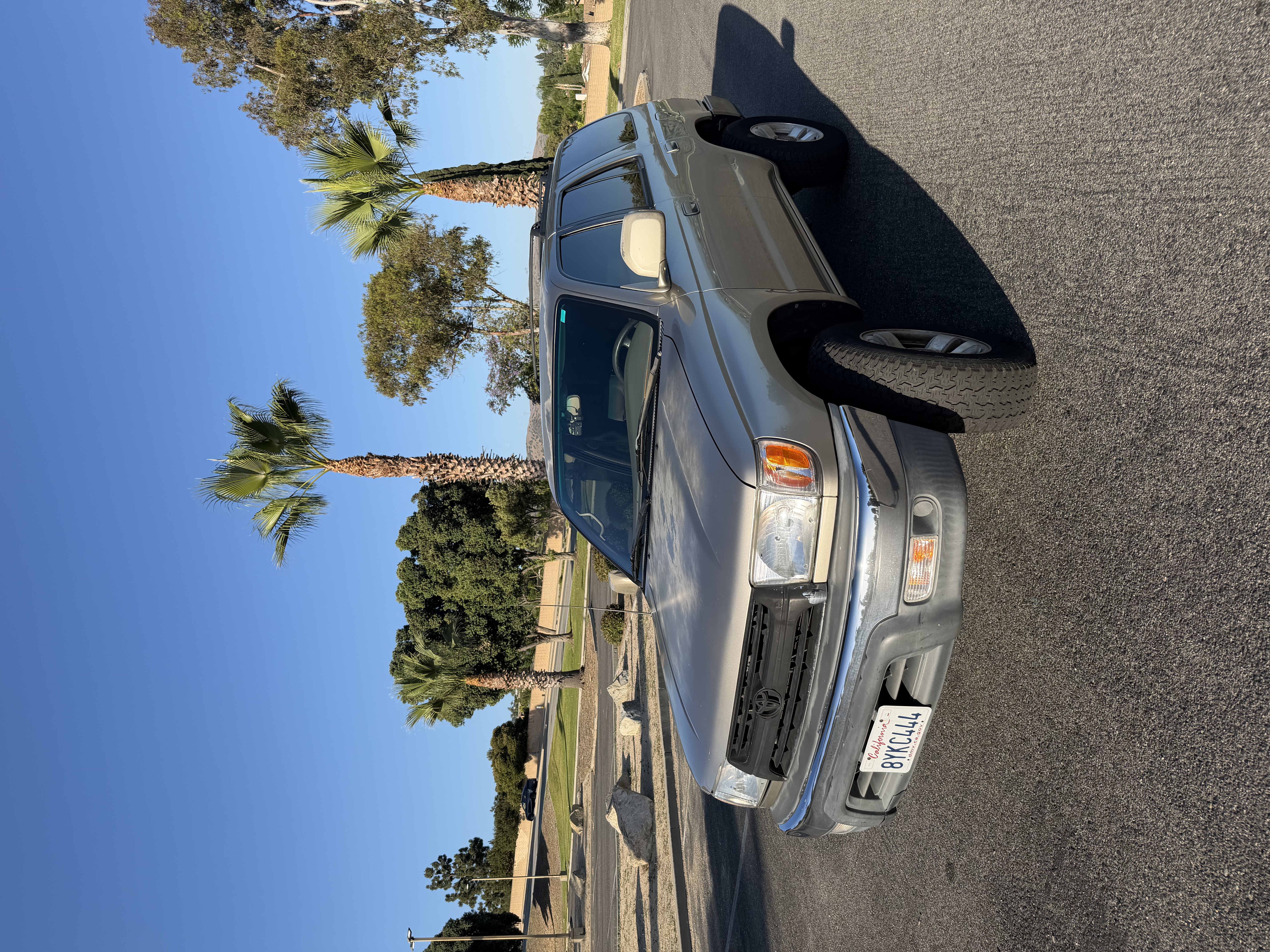 Used 2002 Toyota 4Runner SR5 RWD image 1