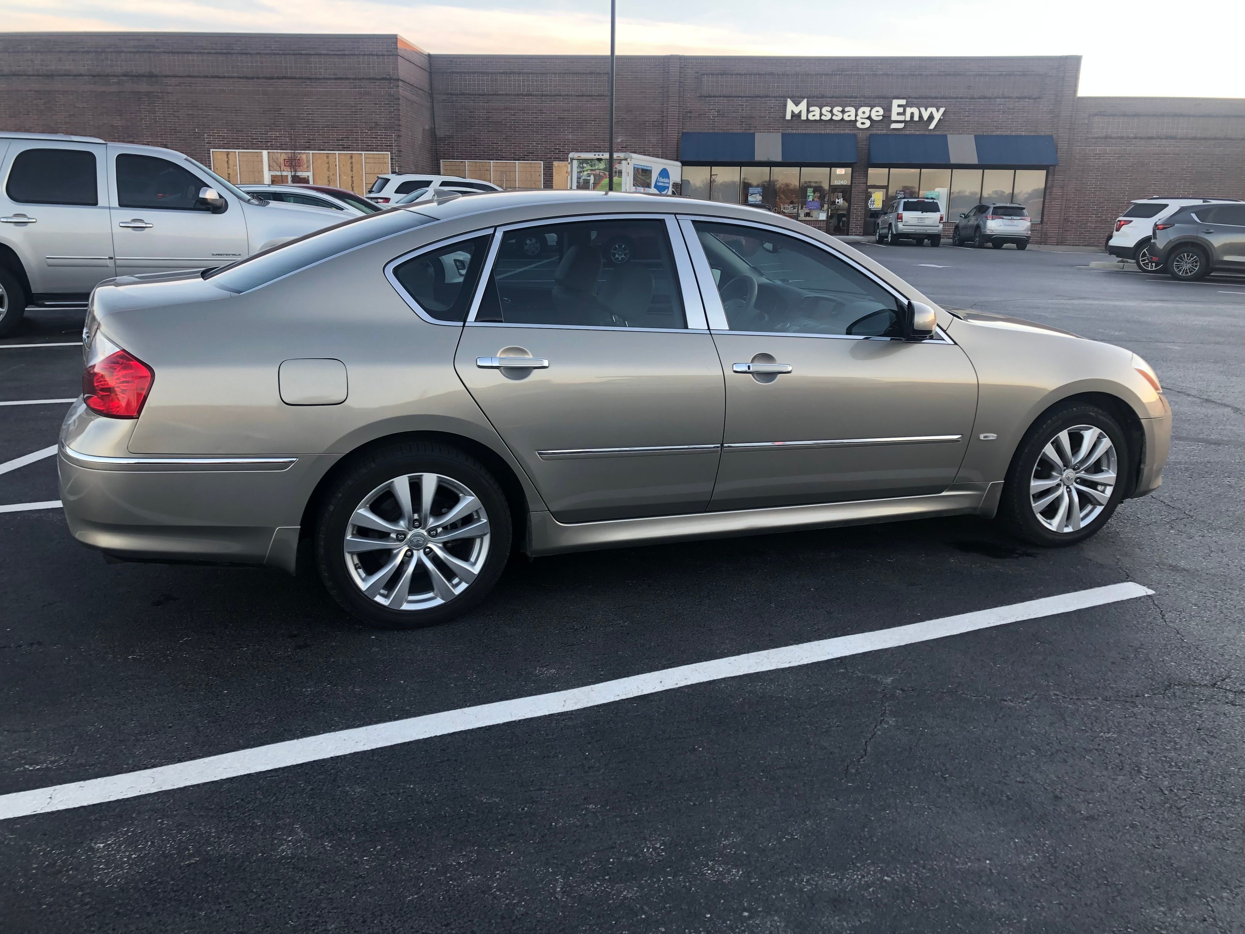 Used 2008 INFINITI M35 x w/ Technology Pkg AWD/4WD image 6