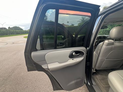 Used 2007 Chevrolet TrailBlazer LT RWD image 24